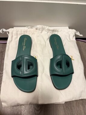 Christian Dior D-Club Slide Sandals Green Leather Logo Slides EU 37.5 US 7